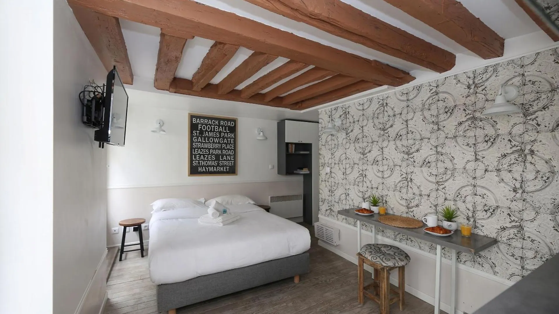 Studio Parisien 20M2 En Face Du Musee Grevin - 2P Διαμέρισμα